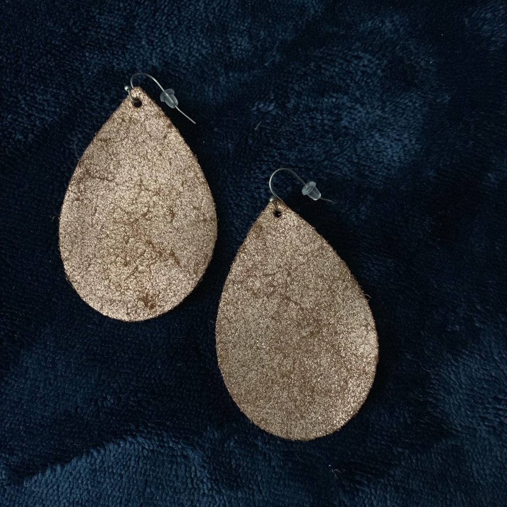 Handmade rose gold leather drop earrings